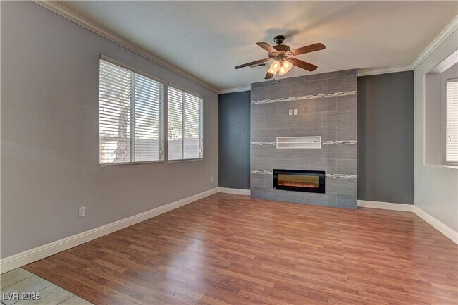 Building Photo - 10654 Solar Hawk Ave