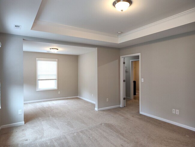 Building Photo - Beautiful 2 story home located in Berewick Community in Charlotte!