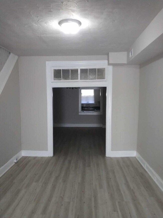 Building Photo - 1522 N Patterson Park Ave