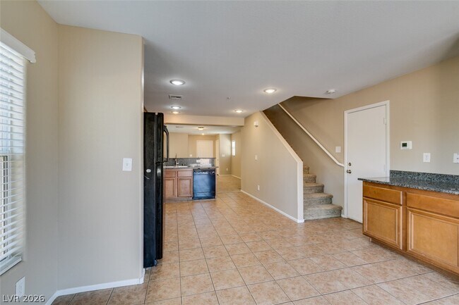 Building Photo - 1155 Paradise Garden Dr