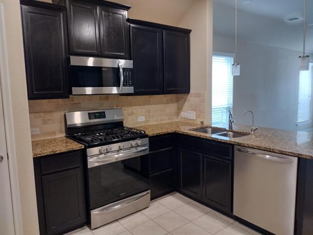 Building Photo - 10121 Leander Pl