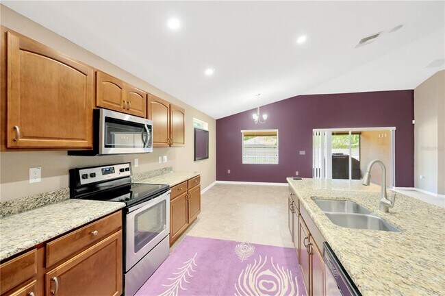 Building Photo - 722 Vineyard Reserve Ct