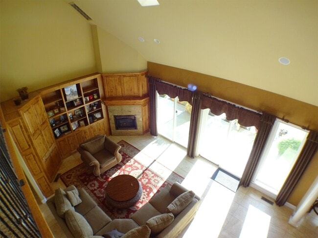 Building Photo - 3539 Rodgers Ave