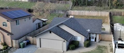 Building Photo - 850 Spaniel Dr