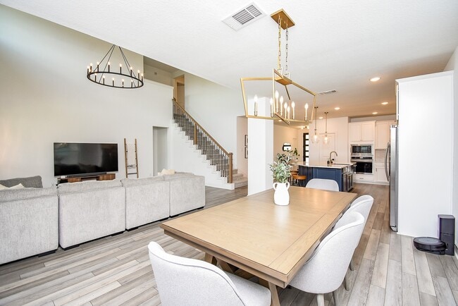 Building Photo - 23714 Sweeny Vly Dr