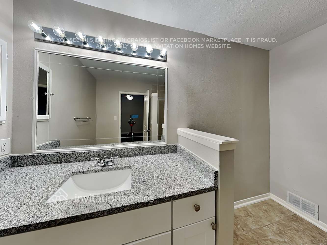 Building Photo - 7 Black Cherry Ct