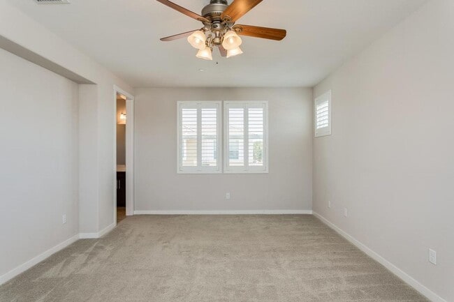 Building Photo - 3–4 Bedroom Solar Home in Rocklin – Office + Loft | Available Now