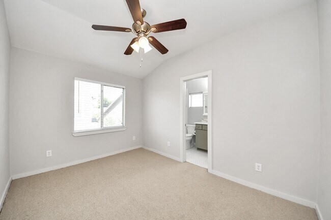 Building Photo - 5319 Avenue J