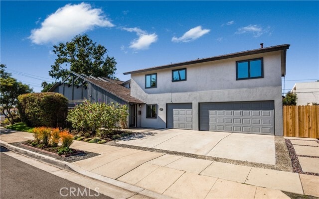 Building Photo - 727 S Elvira Ave
