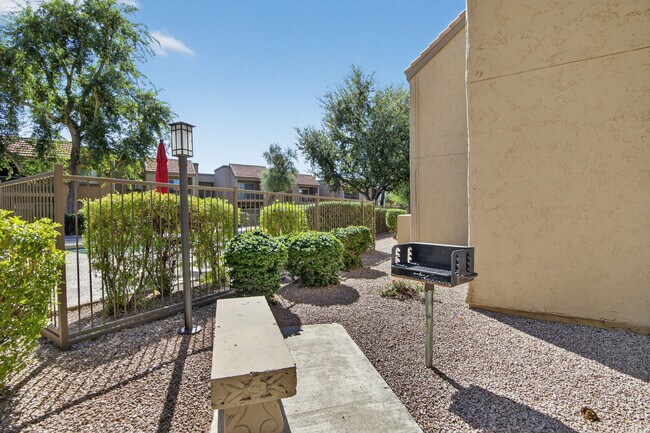 Building Photo - 8260 E Arabian Trail