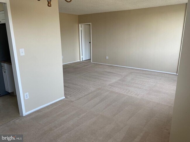 Building Photo - 5500 Holmes Run Pkwy