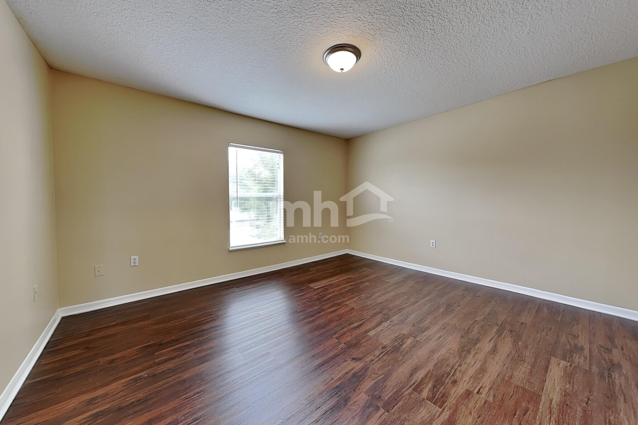 Building Photo - 1051 Brenton Leaf Dr