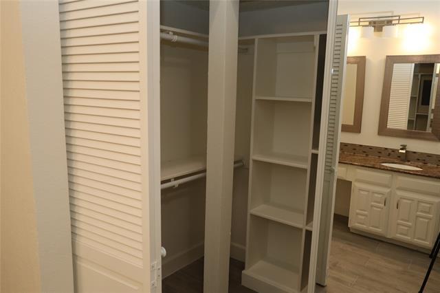 Building Photo - 14151 Montfort Dr