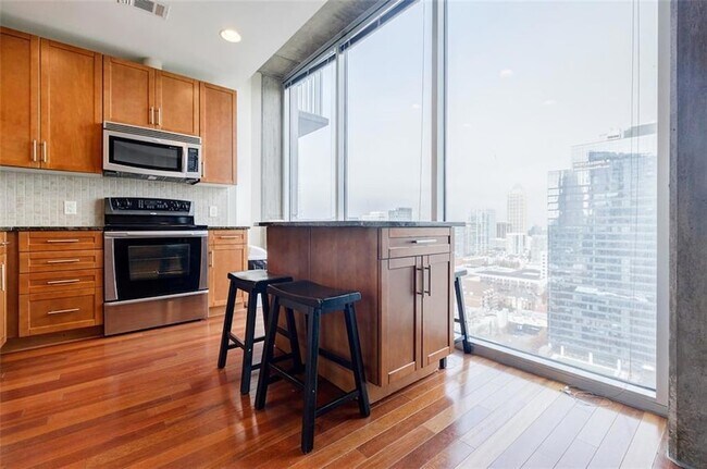 Building Photo - 855 Peachtree St NE