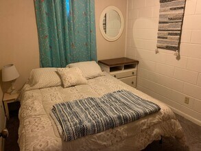 Building Photo - 1510 Avenue E