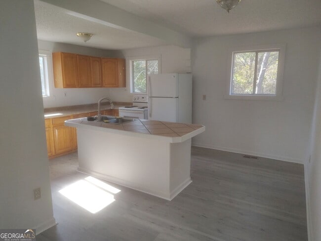 Building Photo - 929 Bond Bridge Rd