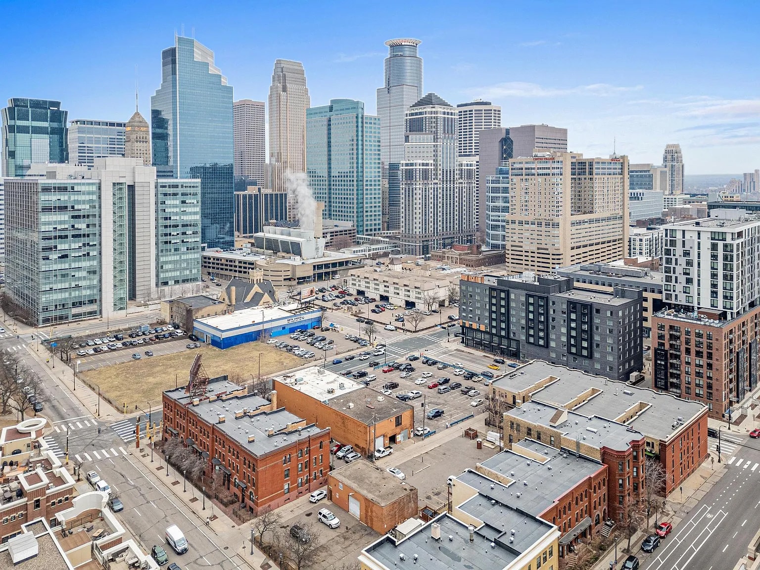 Building Photo - 523 S 9th St