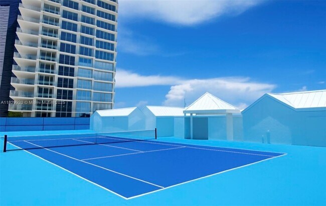Building Photo - 16711 Collins Ave