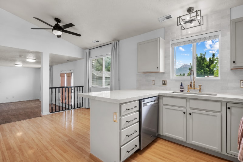 Building Photo - 617 S 1370 W