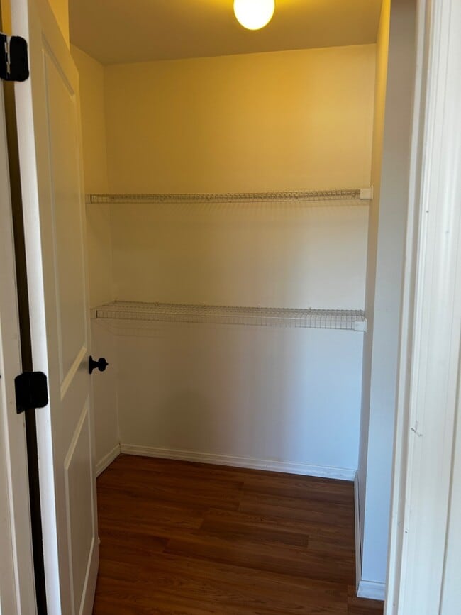 Building Photo - 80 Richmond Hill Rd