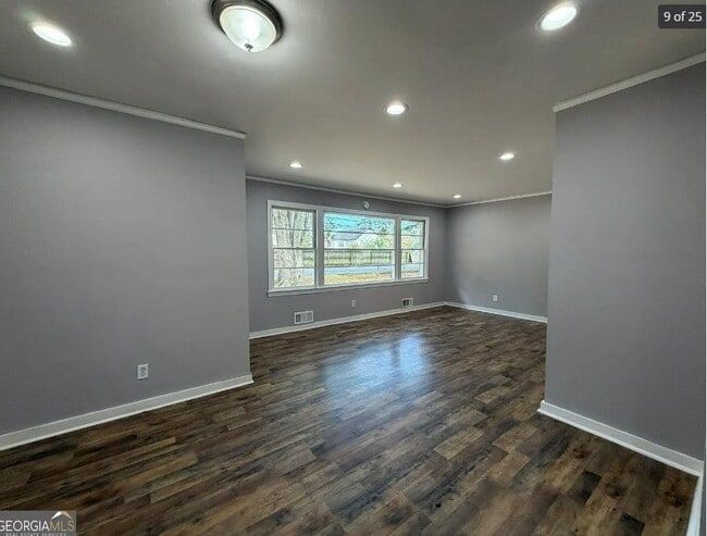 Building Photo - 109 Scarlett Dr