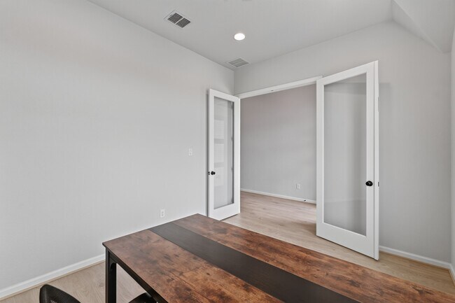 Building Photo - 22435 Sawmill Pass Ln