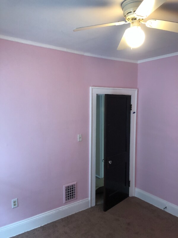 Building Photo - 1299 Warren Rd