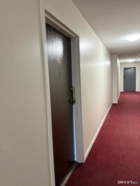 Building Photo - 1274 E Main St