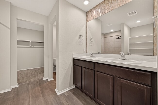 Building Photo - 21422 Chester Cliff Ln