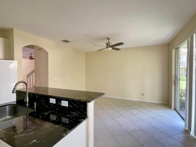 Building Photo - 4362 Legacy Ct