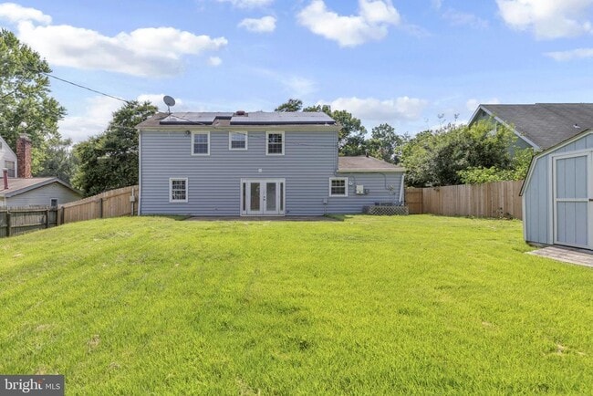 Building Photo - 2807 Folsom Ln