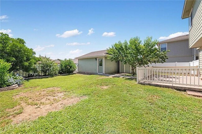 Building Photo - 1512 Davis Mountain Loop