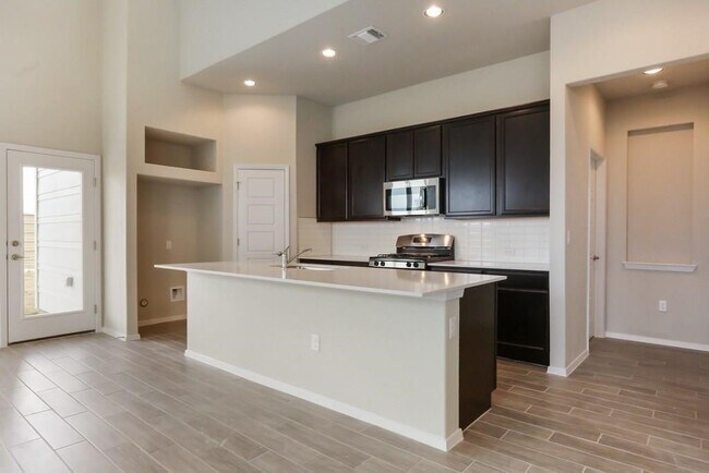 Building Photo - 11617 American Mustang Lp