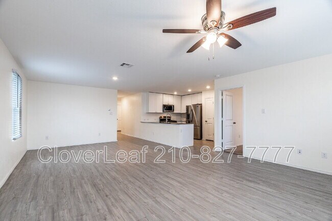 Building Photo - 12922 Sage Turn