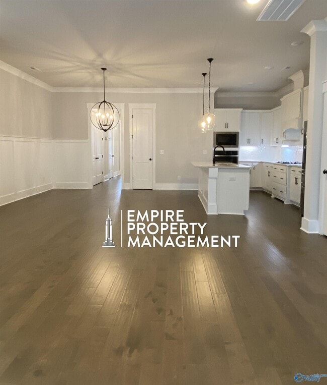 Building Photo - 318 Hay Rake Dr