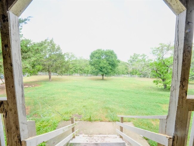 Building Photo - 625 Waugh Way