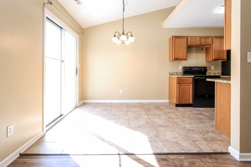 Building Photo - 1947 Mare Ave