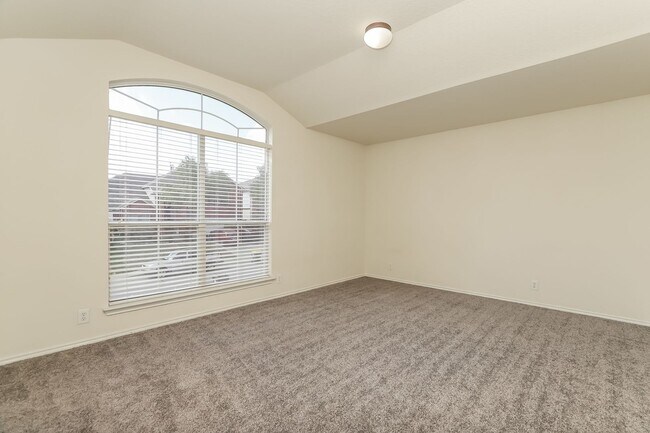 Building Photo - Spacious & Sun-Filled 4BR Retreat with Open-Concept Living and Versatile Dual Living Areas