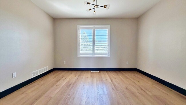 Building Photo - Awesome Views in Fully Updated Home in The Pinery! 5 Bed 3.5 Bath with 2 Car Garage and Large Dec...