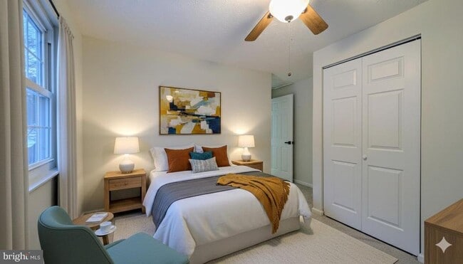 Building Photo - 11181 Captain's Walk Ct