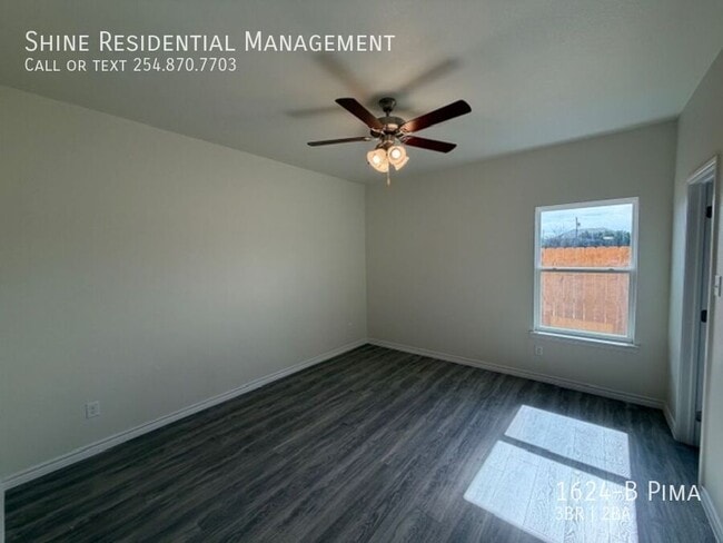 Building Photo - 1624-B Pima-