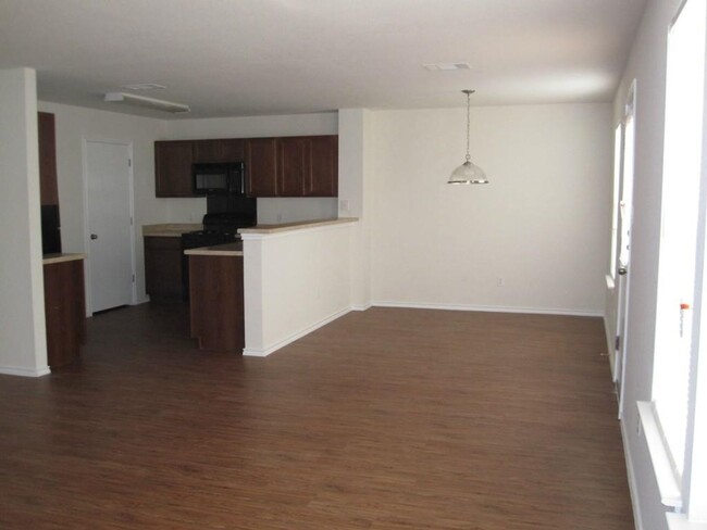 Building Photo - 6708 Ferrystone Pass