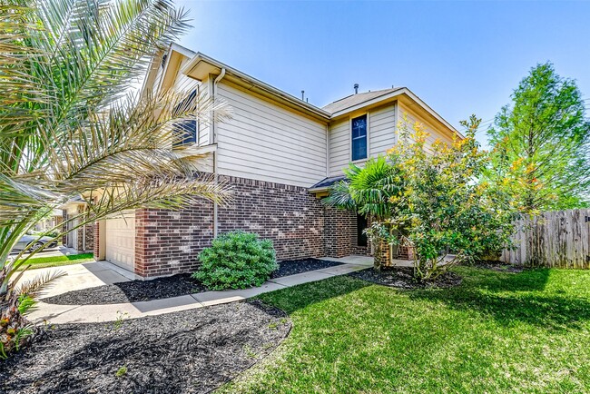 Building Photo - 11018 Avon Brook Ln