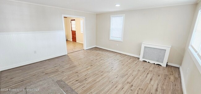 Building Photo - 304 Vine St