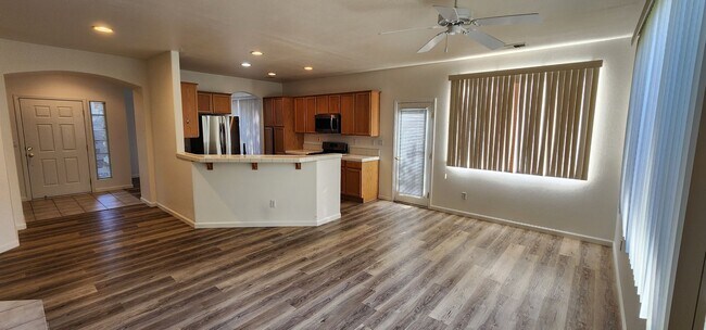 Building Photo - Home in Double Diamond - Reno