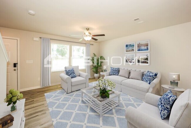 Building Photo - 1028 Bluecoat Cir