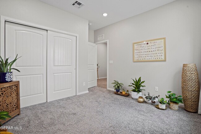 Building Photo - 2308 Enchanted Quail