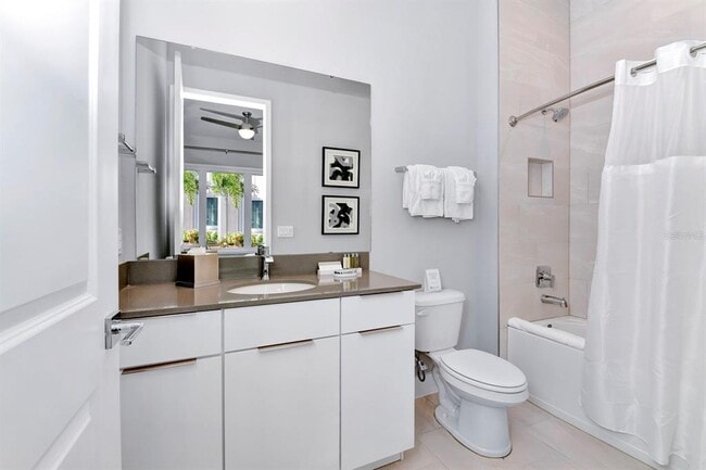 Building Photo - 7770 Sandy Ridge Dr