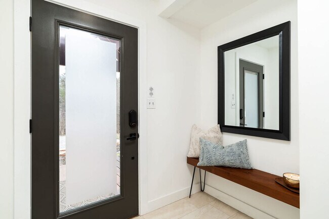 Building Photo - 928 Ditney Way