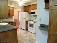 Building Photo - 21216 N Park Dr